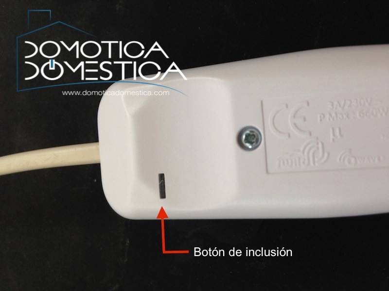 Interruptor de cable Z-Wave SwiidInter - Botón de inclusión